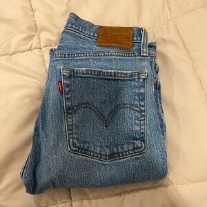 Levi’s wedgie jeans